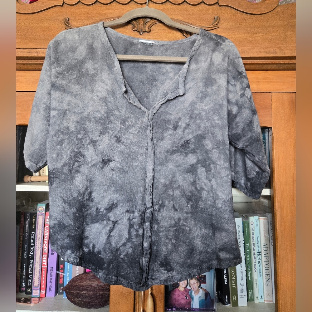 Hand-dyed 100% cotton tie-dye V-neck (raw edge / boho / artisan dyed)